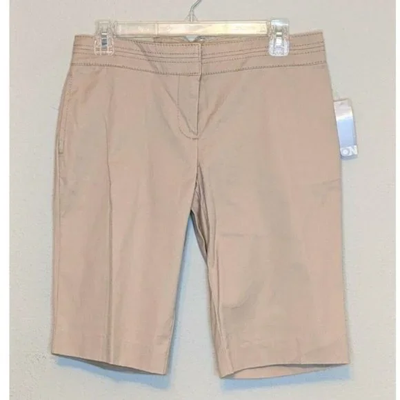 Old Navy Shorts Old Navy Shorts Womens Sz Classic Rise